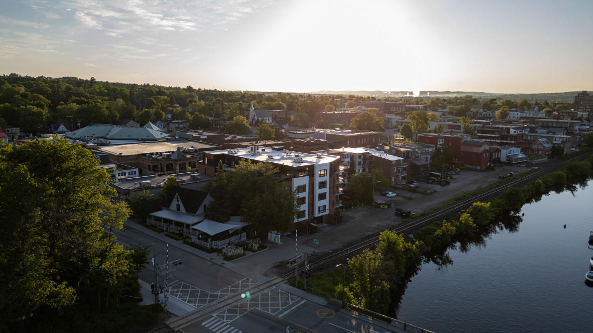 Hôtel Expérience Quartier des Marinas: